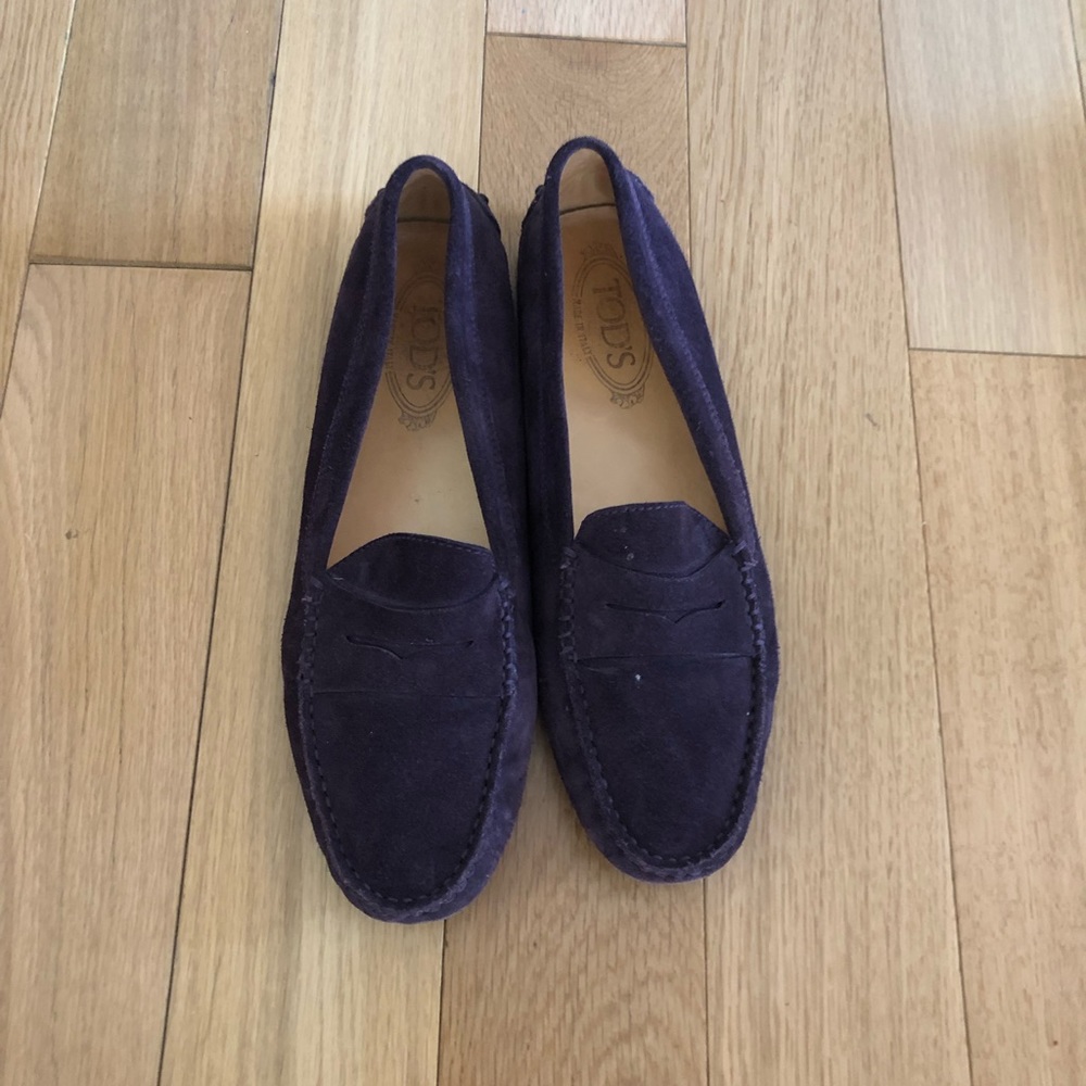 Tod’s Gommini suede driving shoe size 9
